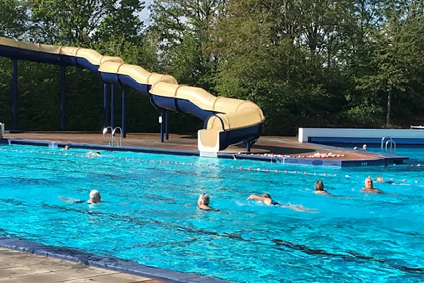 zwembad de hangmat rheden