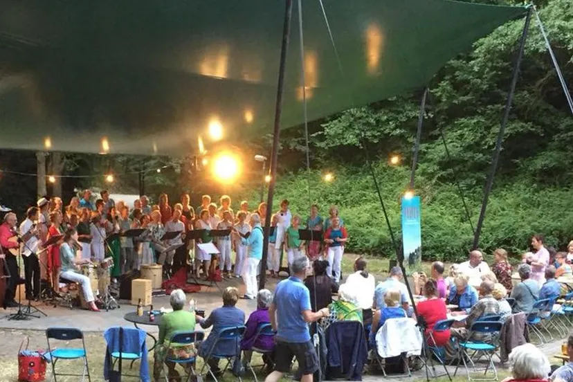 latin night in openluchttheater de pinkenberg zoomerij