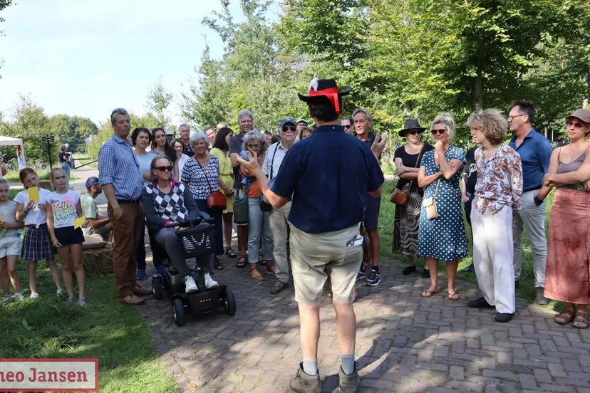 unieke theaterwandeling trekt 900 bezoekers op landgoed hof te dieren 2024 1