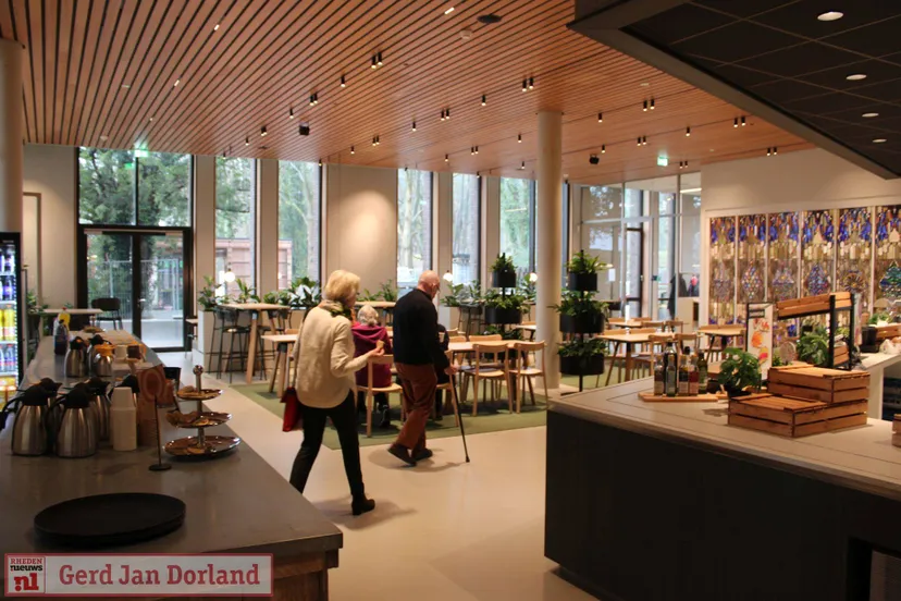 drukbezochte open dagen nieuwe gemeentehuis gemeente rheden 26 01 025 9