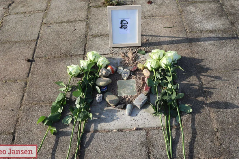 001 struikelstenen geplaatst in velp en rheden ter herinnering aan oorlogsslachtoffers