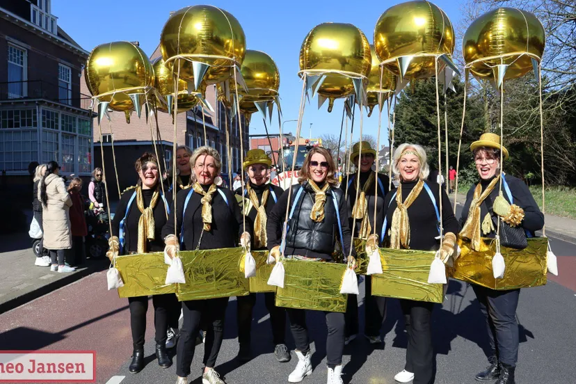 velpse halfvastenoptocht trekt veel bekijks onder stralende zon 16 03 2025 3