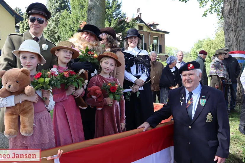 ellecom loopt uit bij viering 80 jaar bevrijding ellecom 19 04 2025 1