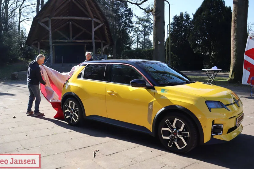 primeur in ellecom eerste renault 5 e tech als deelauto gepresenteerd 05 04 2025 1