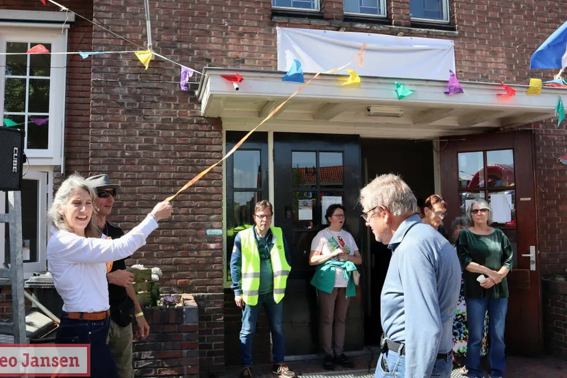 buurt genoot van buurtfeest samen stenfert 17 05 2025 7
