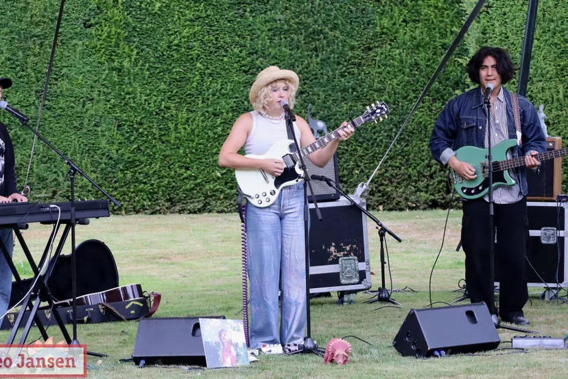 judy blank speelt in kasteeltuin middachten 06 07 2025 0