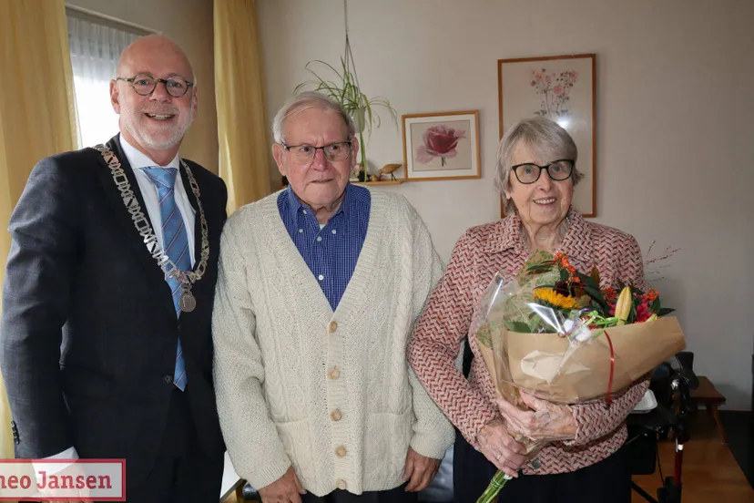 Echtpaar Overste-Rietveld viert 65-jarig huwelijksjubileum 20-10-2025