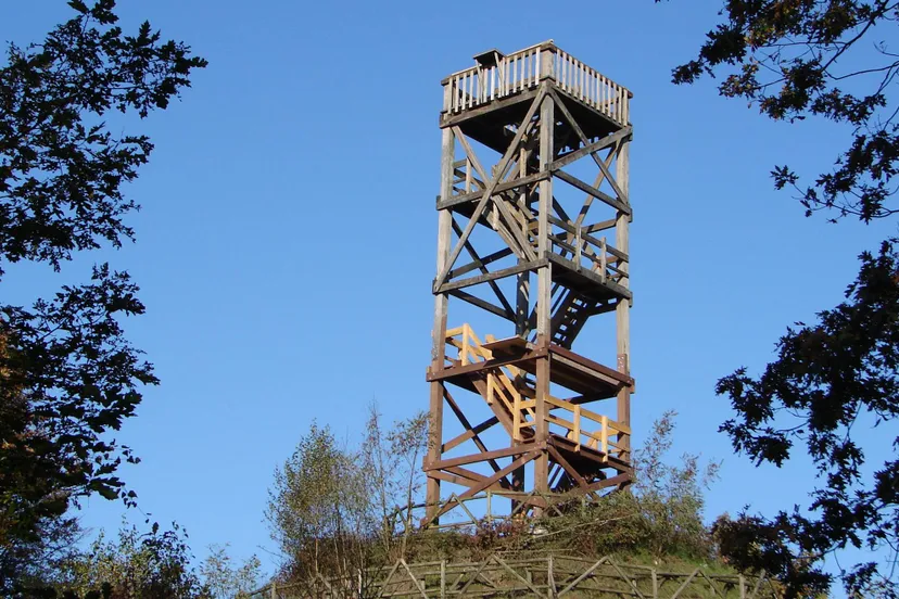 Emmapiramide - rheden.nieuws.nl