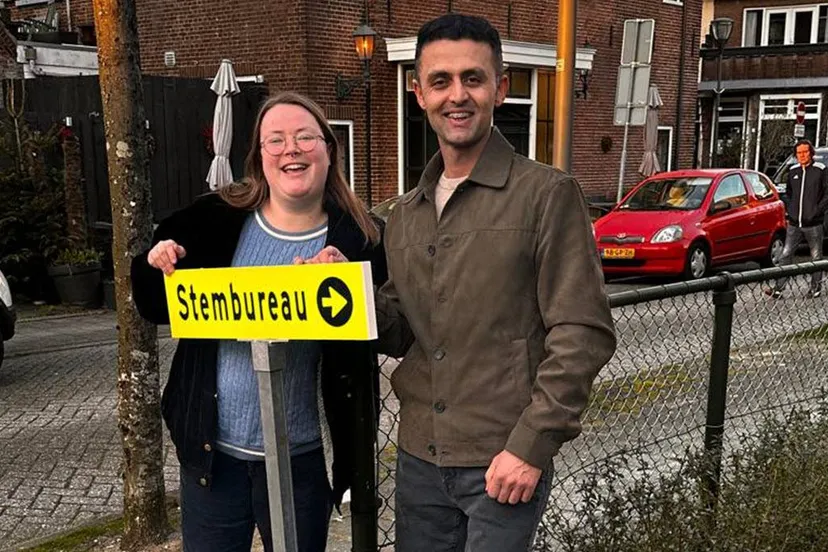 stembus Walid en Oscar Buddy to Buddy