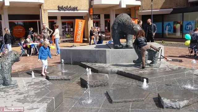 Beren Callunaplein Theo Jansen
