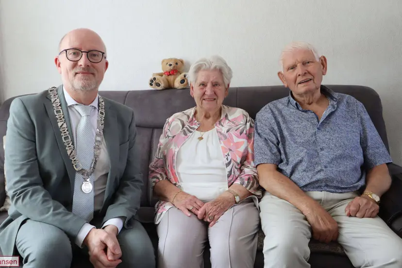 Echtpaar Pothoven-Gietelink viert 65-jarig huwelijk 21-7-26