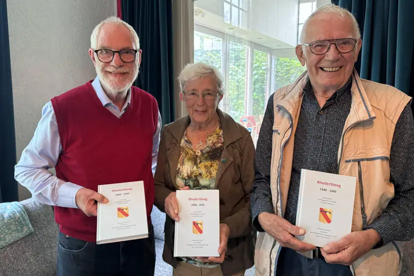 Boek ‘Rhedersteeg 1940-1945’ bundelt vergeten oorlogsverhalen uit Rheden en De Steeg - Linda Stelma