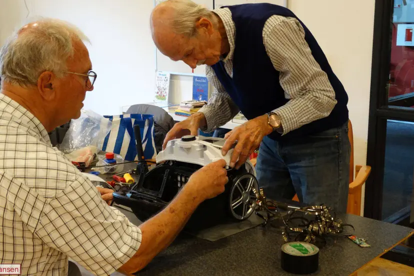 Repair Café Rheden 5-9-26 (5)