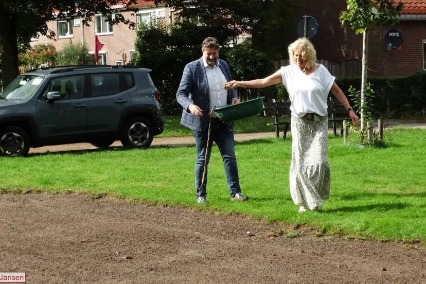 Startsein voor twintig bloemrijke graslanden in gemeente Rheden & Rozendaal 16-9-26 (15)