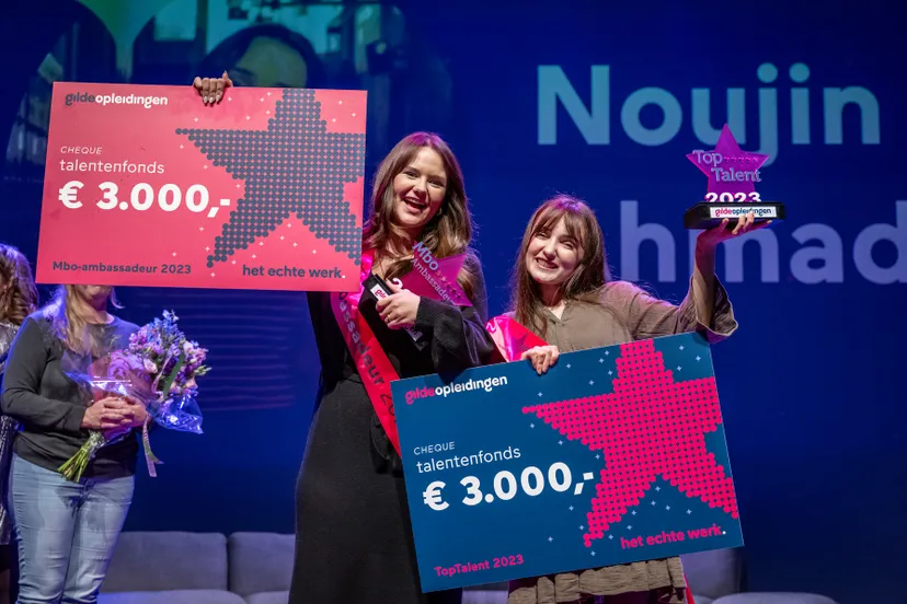 1 winst voor rosa van selst en noujin ahmad
