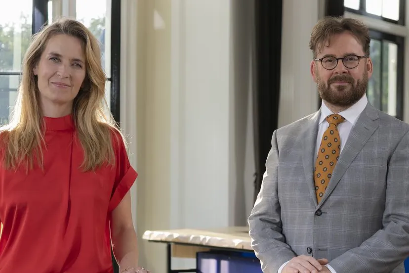 2020 8 kro ncrv rijdende rechter 8902 8823 0