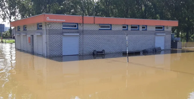 26db020b a310 406e 9a79 bac7a4144496