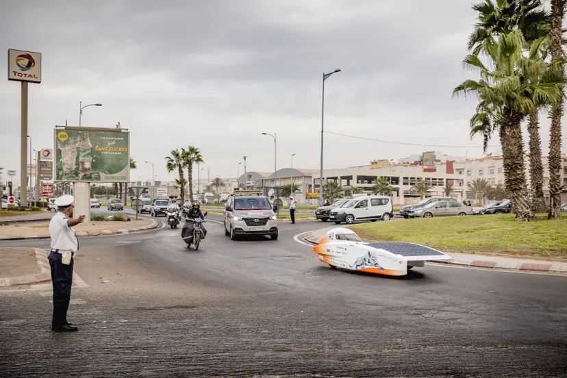 jlousberg 20211025 nuna11 in het verkeer van agadir r6 5798 press