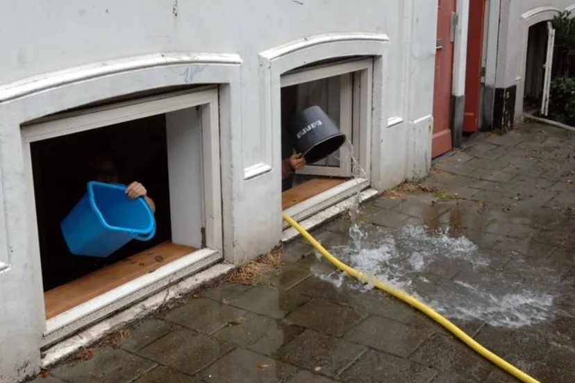 ondergelopen kelder waterpompnl