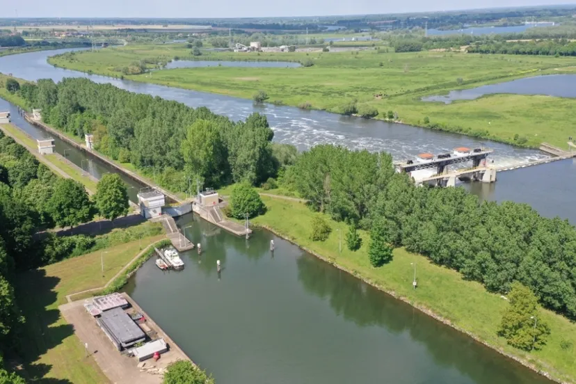 roermond sluis en stuw 2021 85