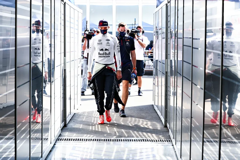 si202111050758 hires jpeg 24bit rgb