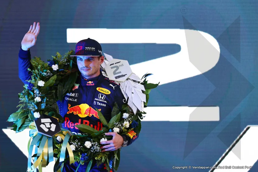 si202111130411 hires jpeg 24bit rgb 33b