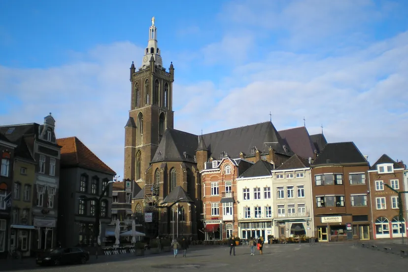sint christoffelkathedraal roermond nederland