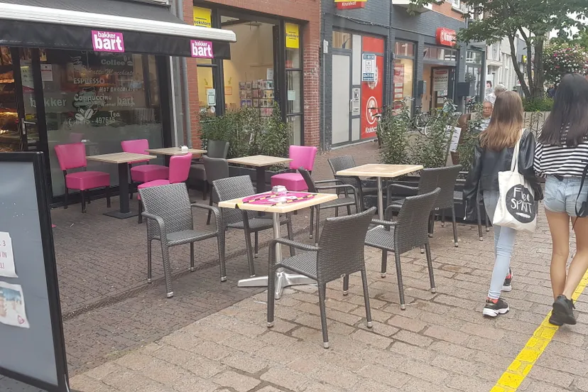 terras roermond guus