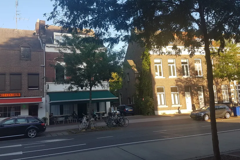 terras roermond guus ruusing