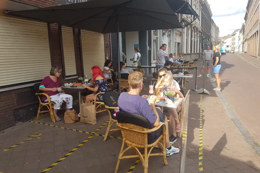 terras roermond guus