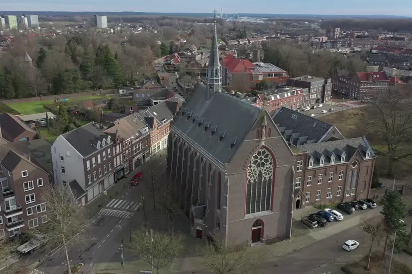 vlcsnap 2022 05 01 08h20m39s214