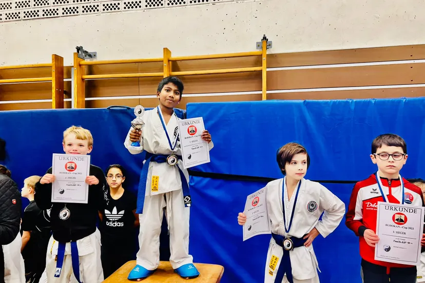 whatsapp image 2022 11 19 at 204808