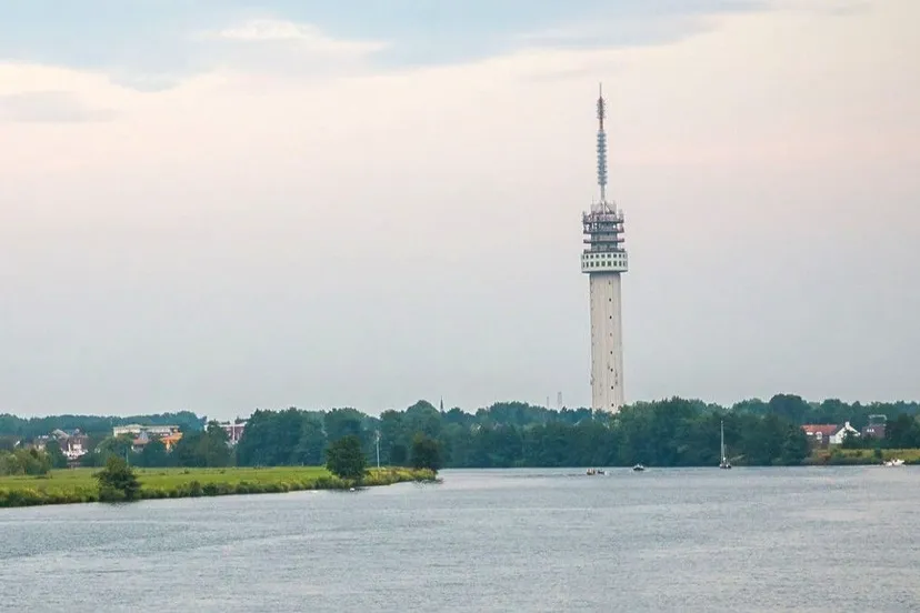 462515798 857004179945923 2731276388578460935 n