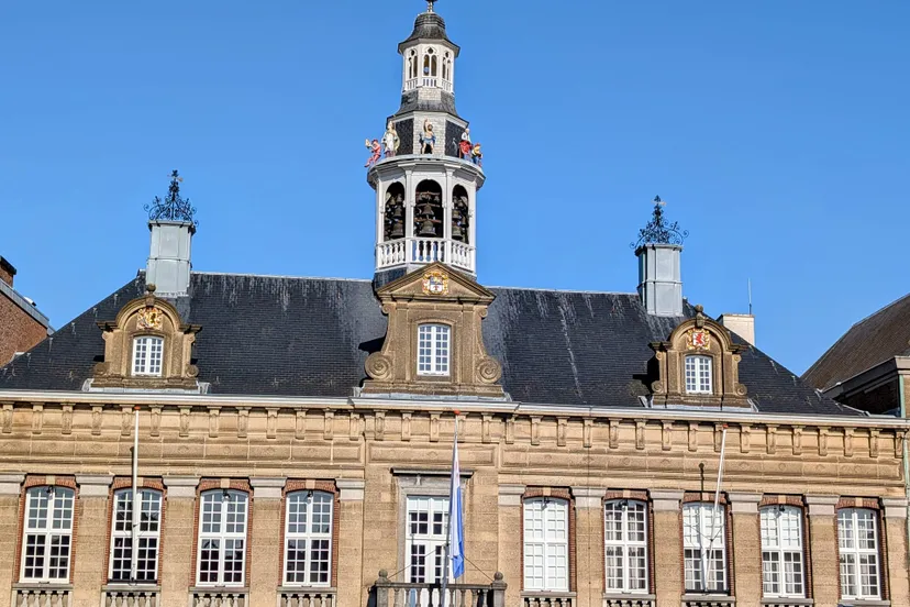 persbericht vvv hart van limburg roermond themawandeling de beiaardier aan het werk vvv hart van limburg