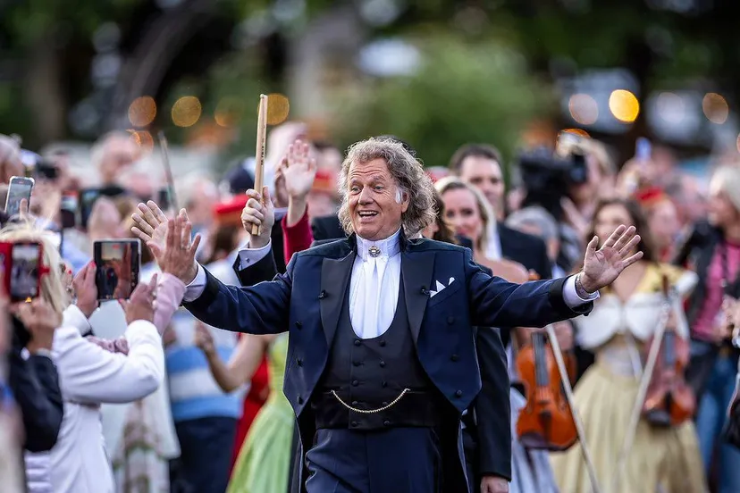 Andr-Rieu-s-2025-Maastricht-Concert_-Waltz-the-Night-Away-_st_3_sd-low_Andre-Rieu-Productions-Piece-of-Magic-Entertainment