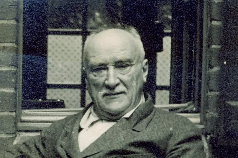 1937-profeugene-dubois