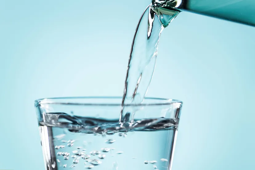 glass-water-macro-shot