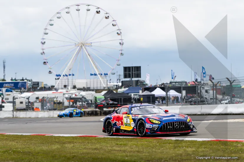 sk 260516 24h nurburgring h 0104 9b