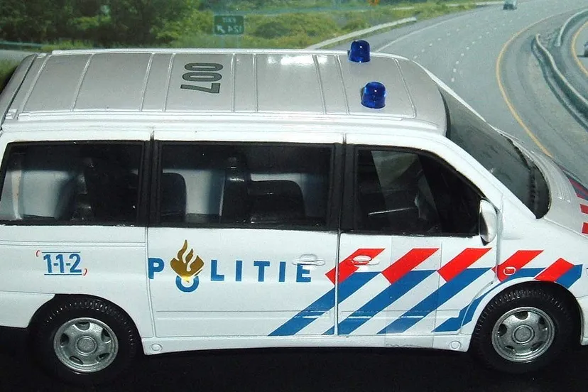 150406 auto politie langzaamaanactie e1428967807408