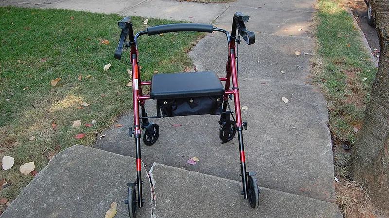 150418 rollator e1429360193208