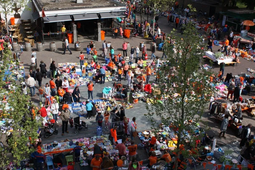 150427 koningsdag 2014 hans van damme tongerloplein e1429862558505