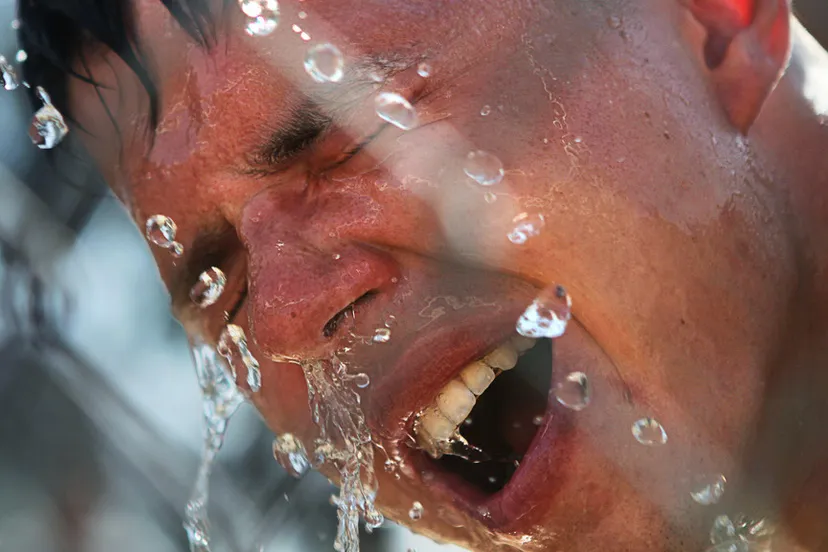 150427 pepperspray in gezicht e1430209778666