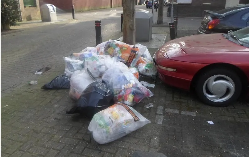 150513 plastic afval