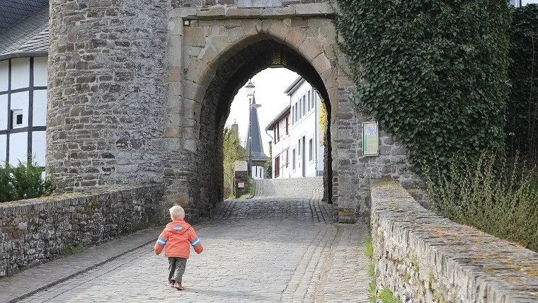 150514 eropuit met hemelvaart e1431595368577