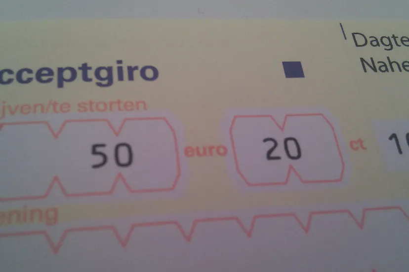 150520 acceptgiro flickr claudiarahanmetan cc by 20 e1432125611451