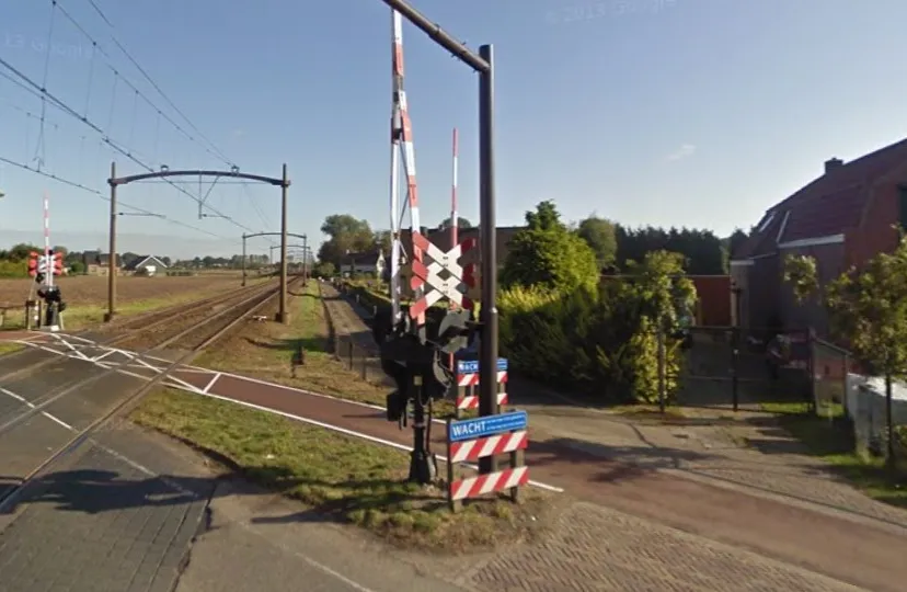 150522 spoorwegovergang gastelseweg e1432302701836