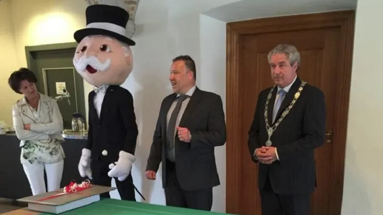 150523 monopoly oude raadhuis e1432416318472