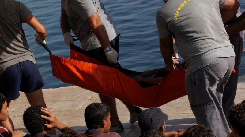 150619 bootvluchtelingen noborder network flickr cc by 20 e1434669278169