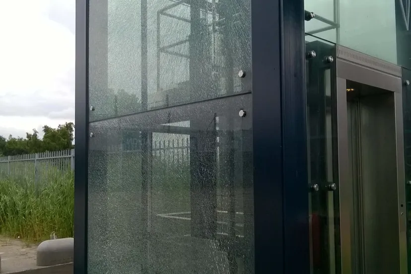 150712 passerelle beklad redactie 1