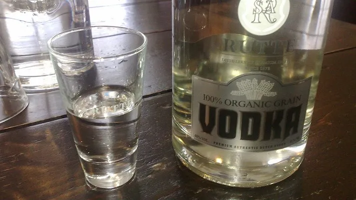 150731 wodka petra de boevere flickr cc by 20 e1438370826595